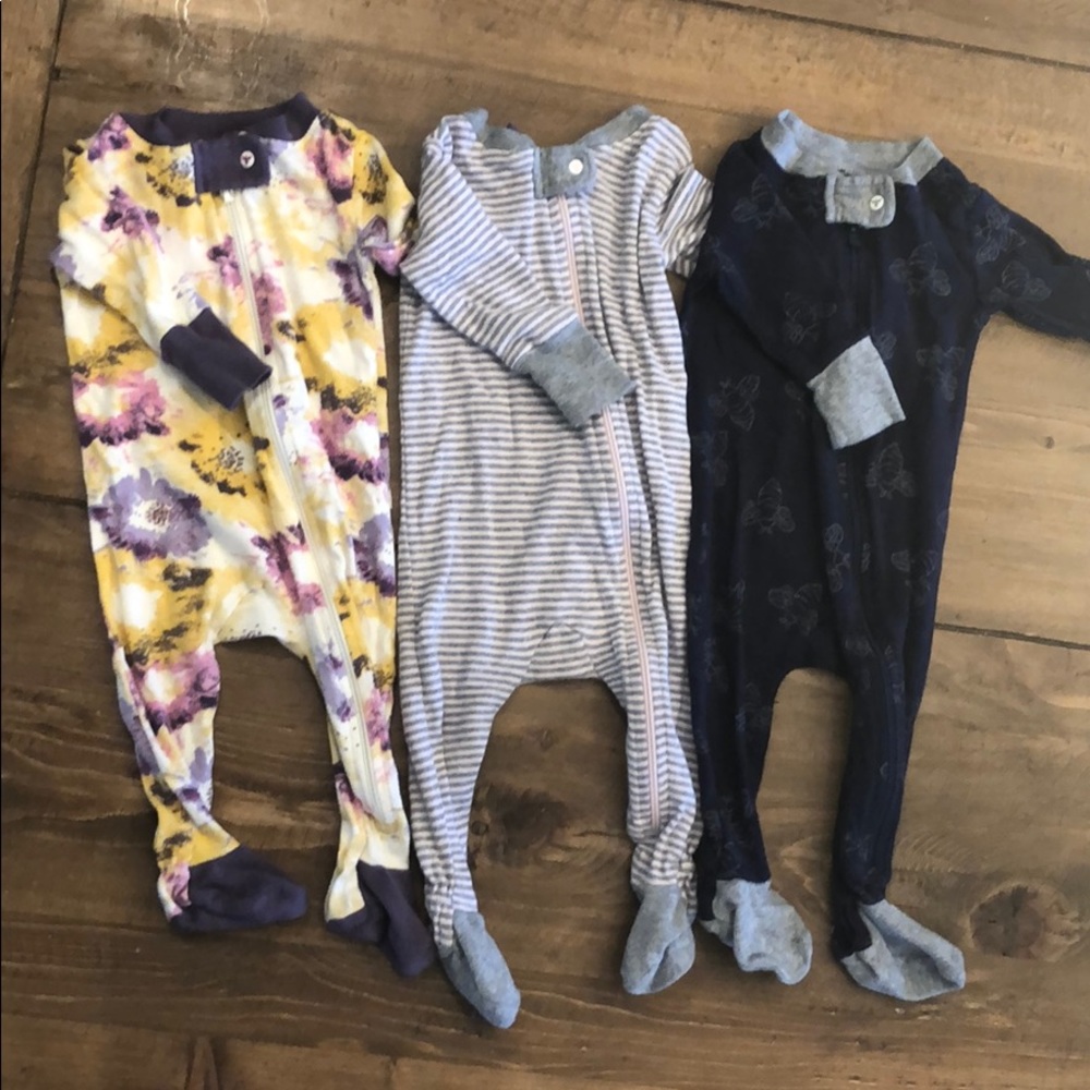 Lot of 3 Burt’s Bees sleepers.